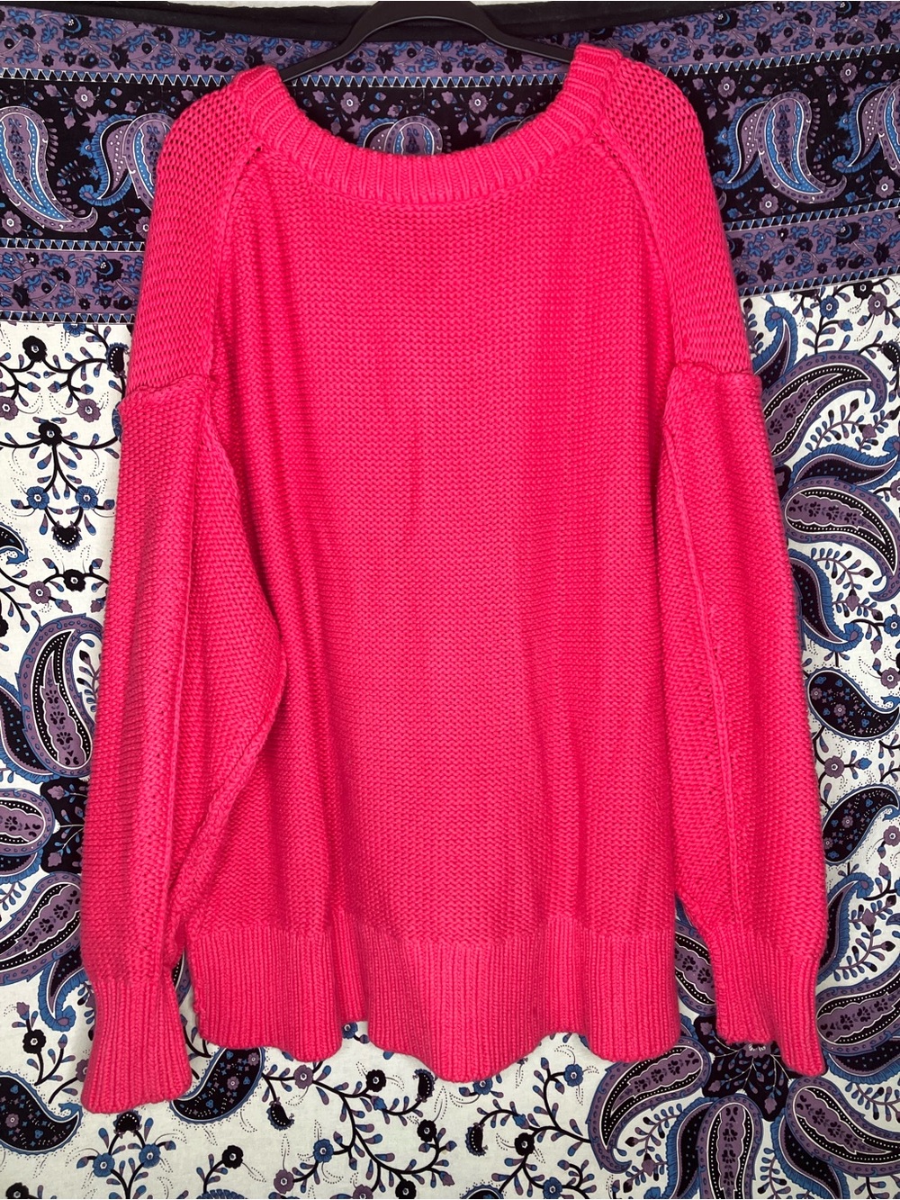 Free People oversized pink vneck knit sweater S